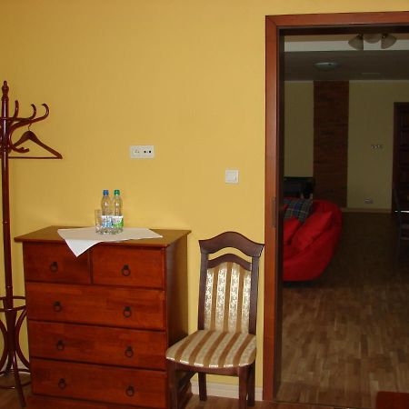 Gosc W Dom Hotel Zbąszynek Cameră foto