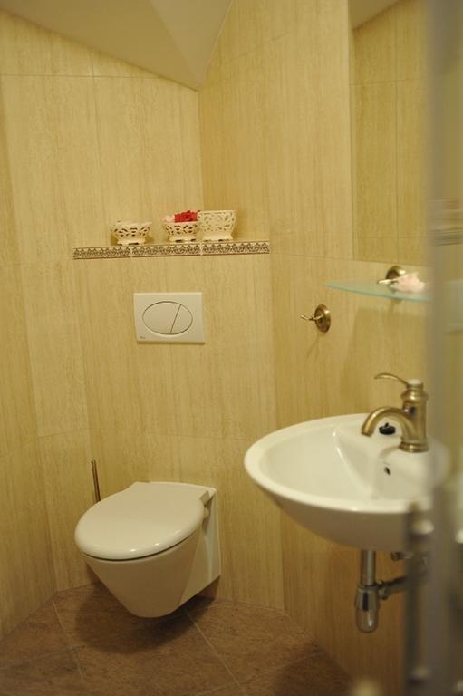 Gosc W Dom Hotel Zbąszynek Cameră foto