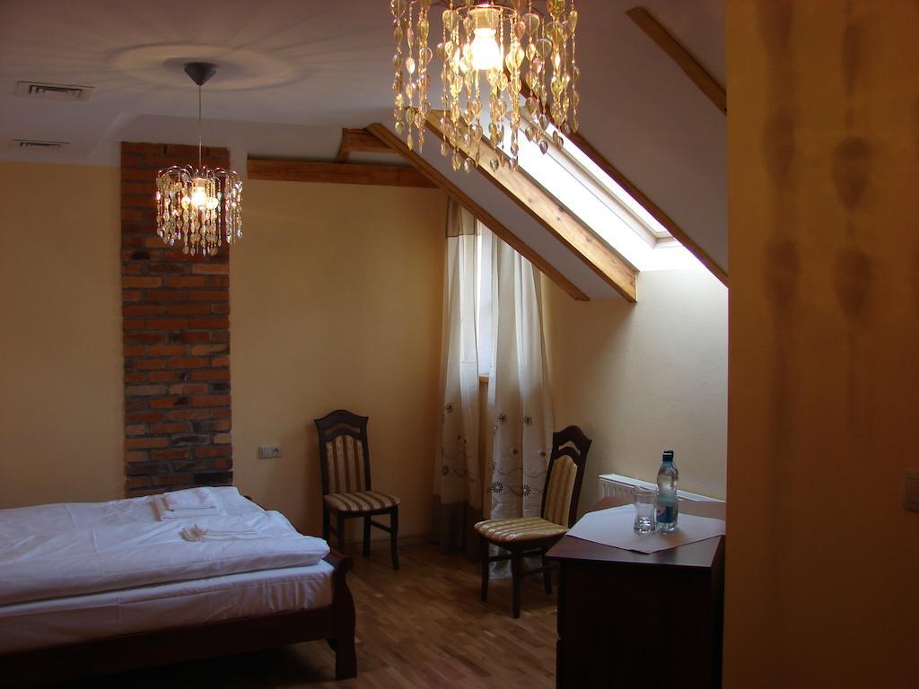 Gosc W Dom Hotel Zbąszynek Cameră foto