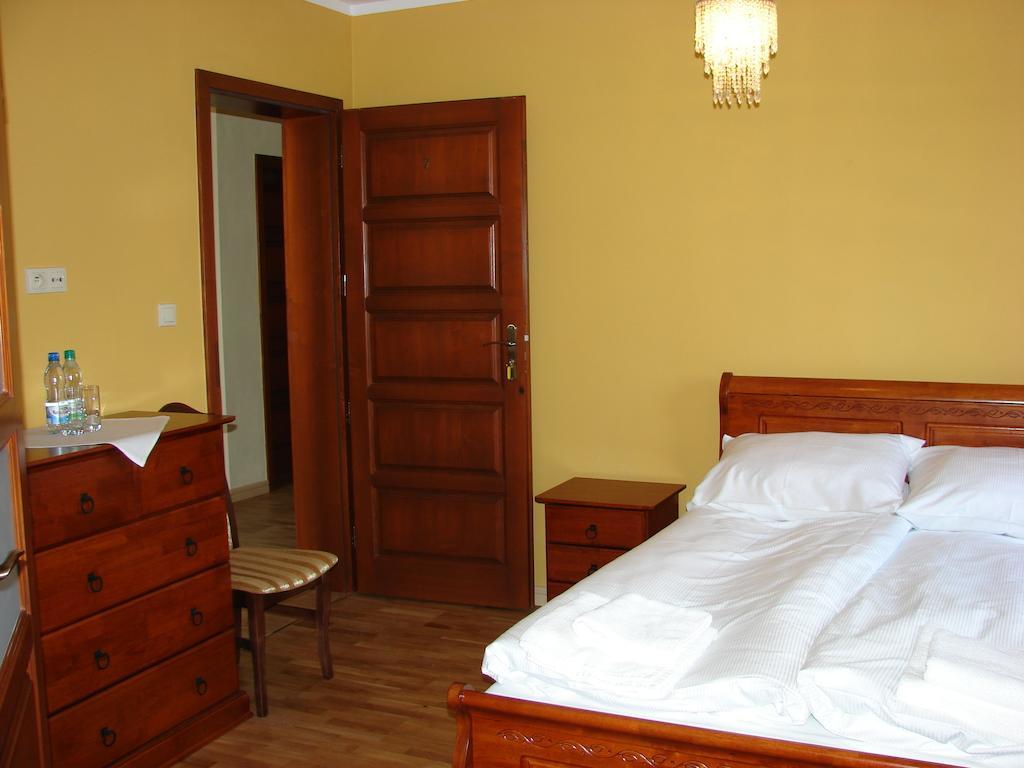 Gosc W Dom Hotel Zbąszynek Cameră foto